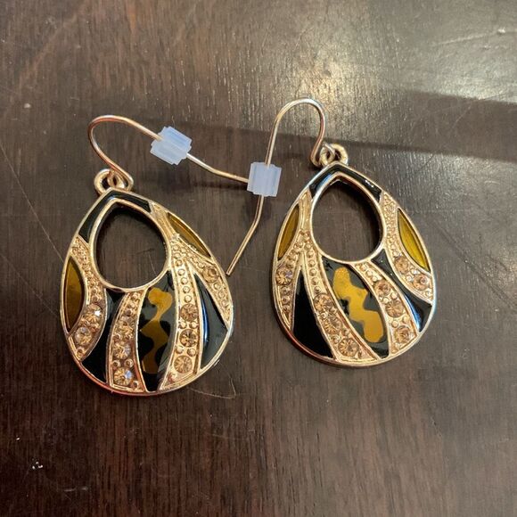 Black and gold teardrop earrings - Picture 2 of 4